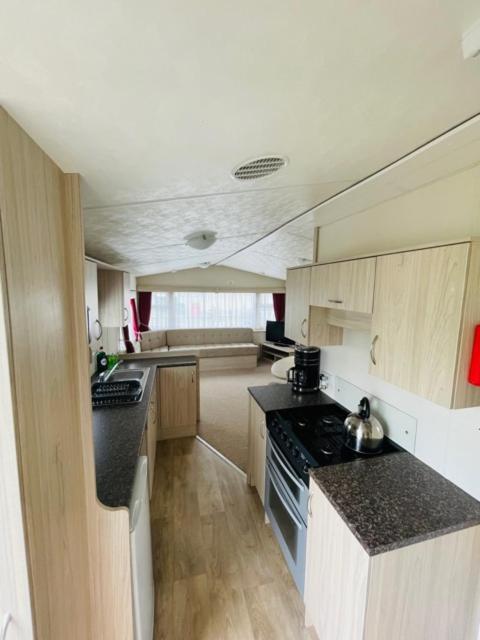 Lakeside Holiday Rentals - Delta Northampton Esterno foto